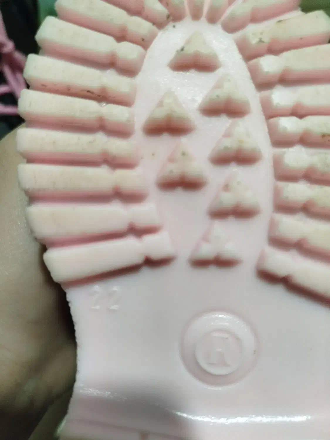 فروش پوتین بچگانه سایز 22|کفش و لباس بچه|بومهن, |دیوار