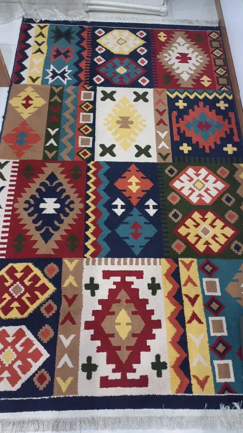 فرش فانتزی ۴ متری کاملا سالم|فرش|هشتگرد, شهرک بعثت|دیوار