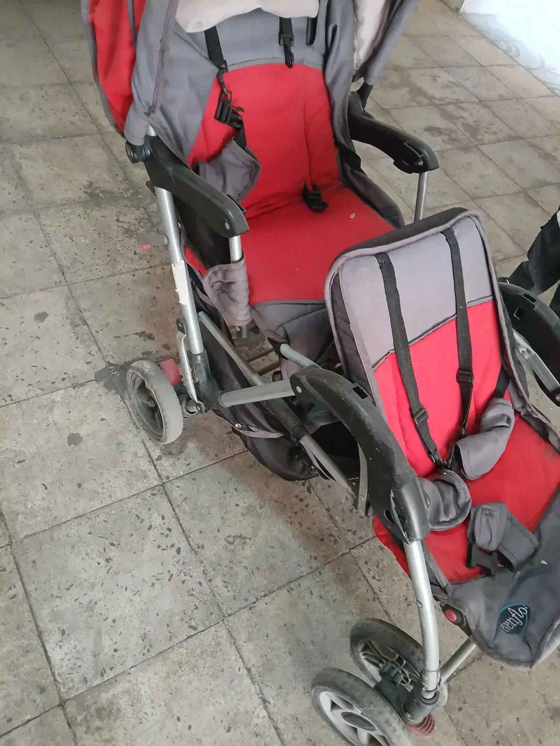 کالسکه دو قلو|کالسکه و لوازم جانبی|اسلام‌شهر, مظفریه|دیوار