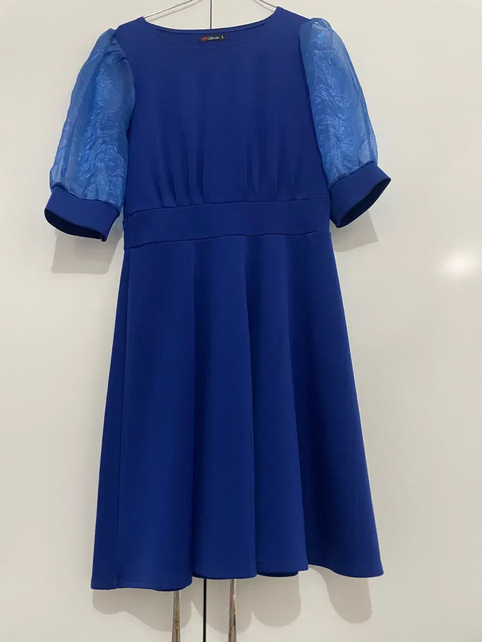 پیراهن مجلسی|لباس|طبس, |دیوار