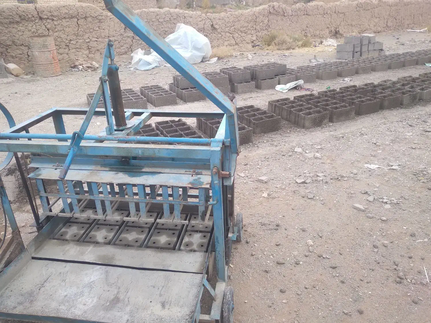 دستگاه بلوکه زنی|ماشینآلات صنعتی|تربت جام, میان جام|دیوار