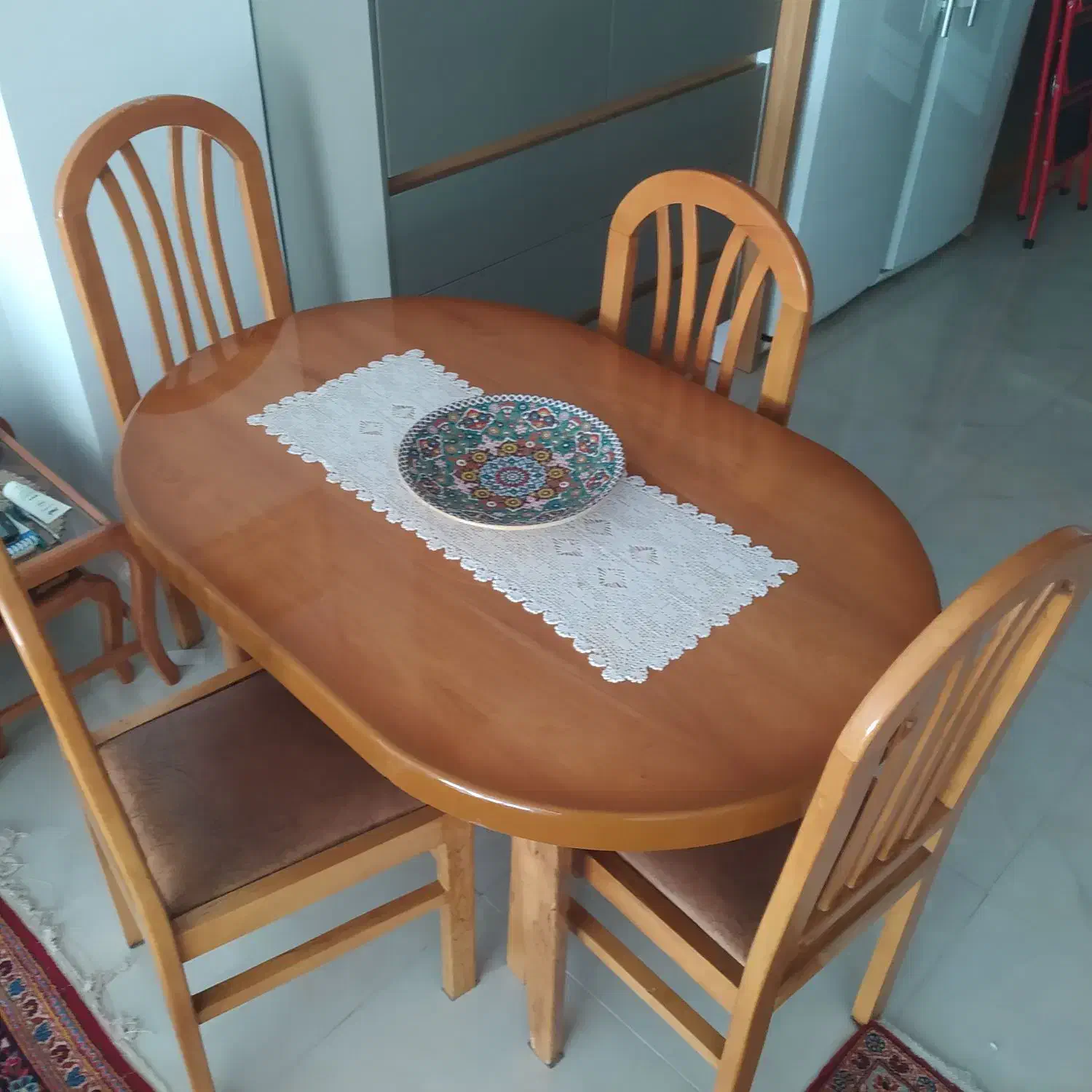 میز غذاخوری ۴نفره|میز و صندلی غذاخوری|شیراز, فخرآباد (دروازه کازرون)|دیوار