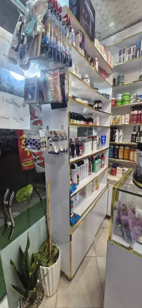 ۵ عدد قفسه و  یک عدد پیشخوان ام دی اف|فروشگاه و مغازه|رشت, علی آباد|دیوار