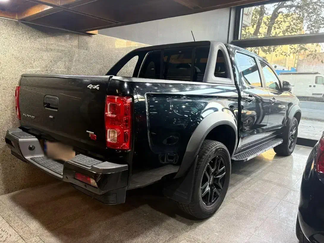 kmc t8 مدل ۴۰۲|خودرو سواری و وانت|تهران, ستارخان|دیوار