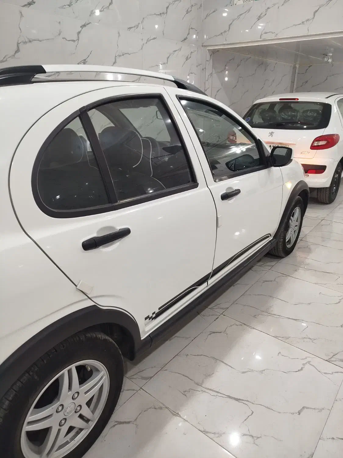 کوییک GXRسفید مشکی|خودرو سواری و وانت|دزفول, |دیوار