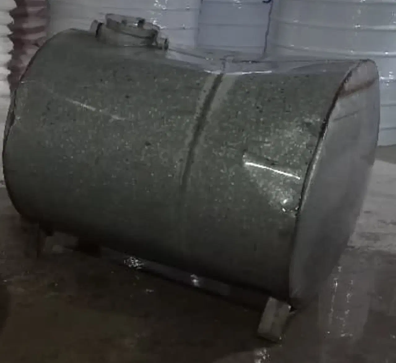 فروش یک عدد تانکر ۱۰۰۰ لیتری اهنی|مصالح و تجهیزات ساختمان|پردیس, شهرک صنعتی کمرد|دیوار