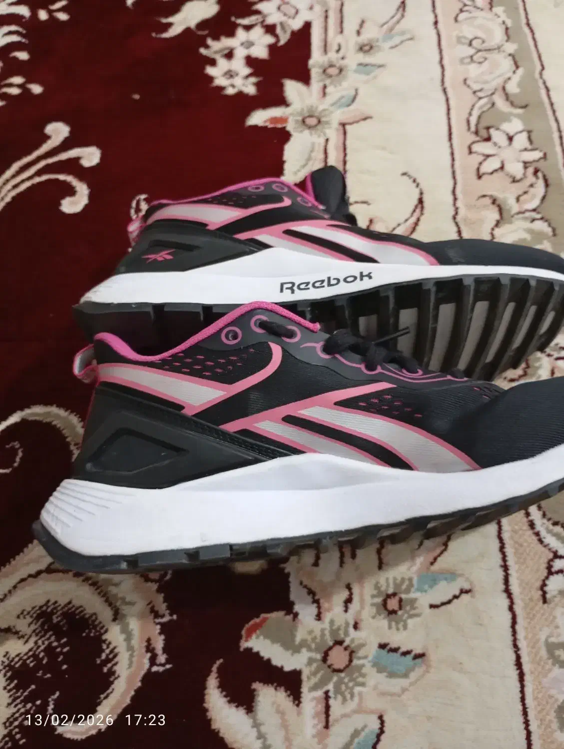 کفش خارجی|کیف، کفش، کمربند|کوهدشت, |دیوار