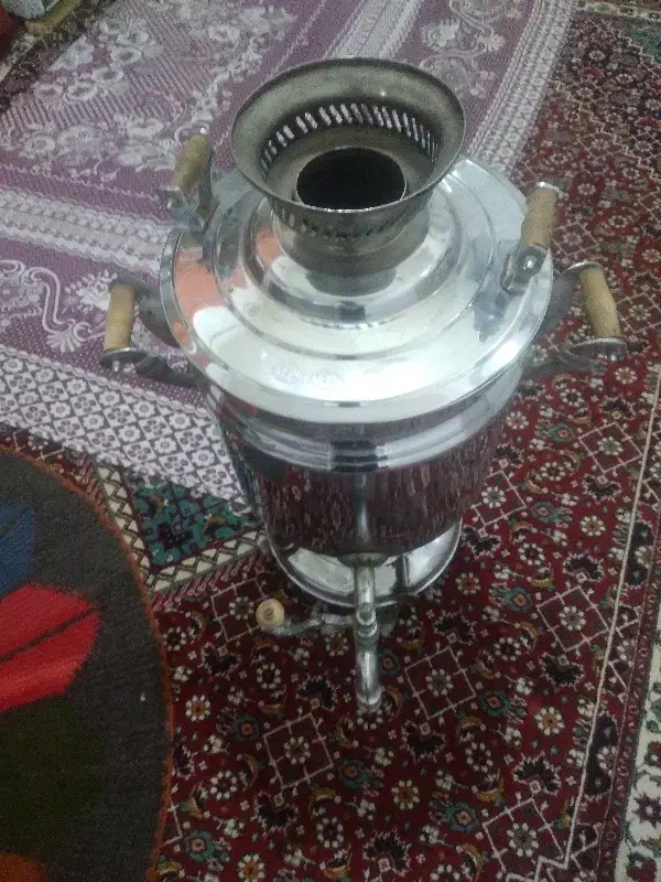 سماور نفتی|سماور، چای‌ساز، قهوه‌ساز|میانه, |دیوار