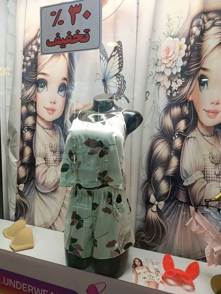 مانکن و رگال تیله ای و چوب لباسی|فروشگاه و مغازه|تهران, هاشمآباد|دیوار