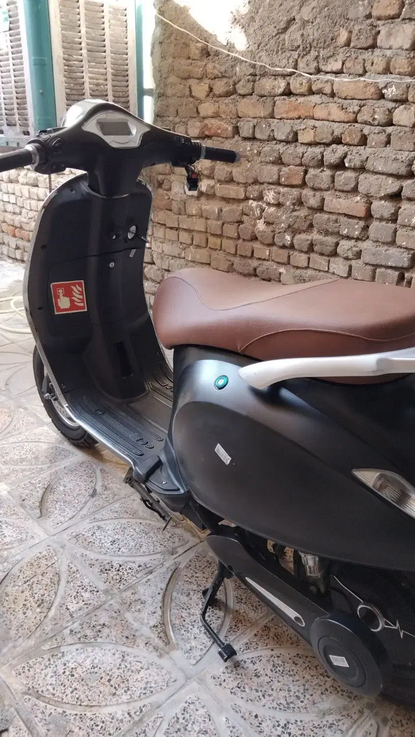 موتور برقی طرح وسپا|موتورسیکلت|بروجرد, |دیوار