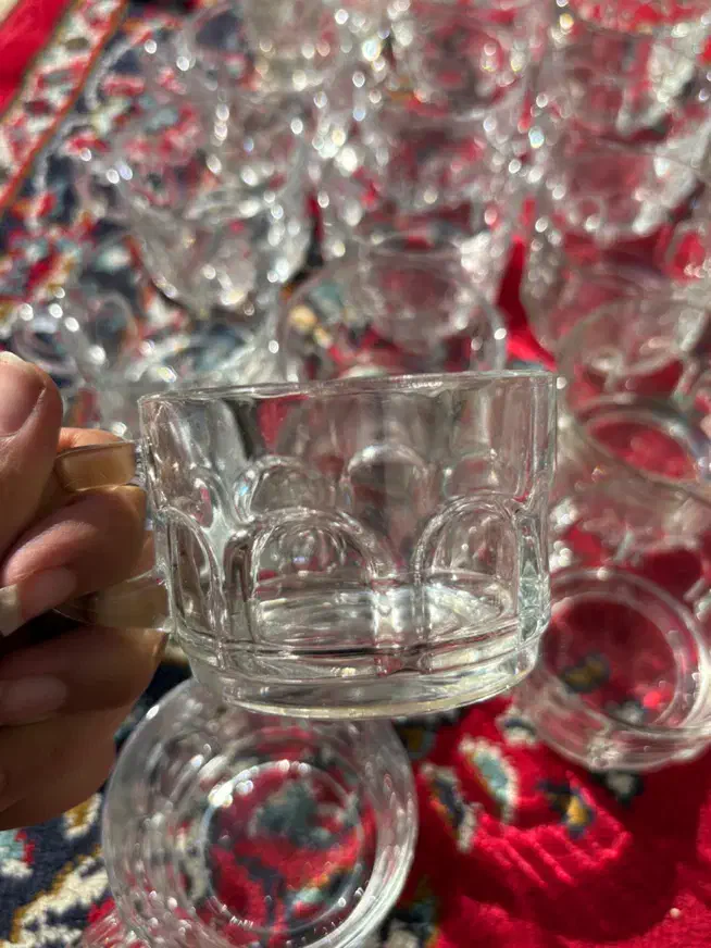 استکان عینکی|ظروف سرو و پذیرایی|فولادشهر, مدیسه|دیوار