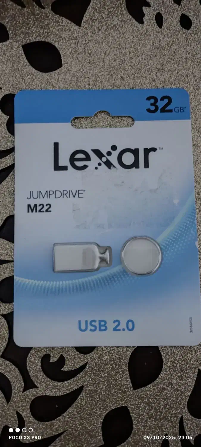 فلش مموری32گیگ لکسار|لوازم جانبی موبایل و تبلت|محمدشهر, محمدشهر|دیوار
