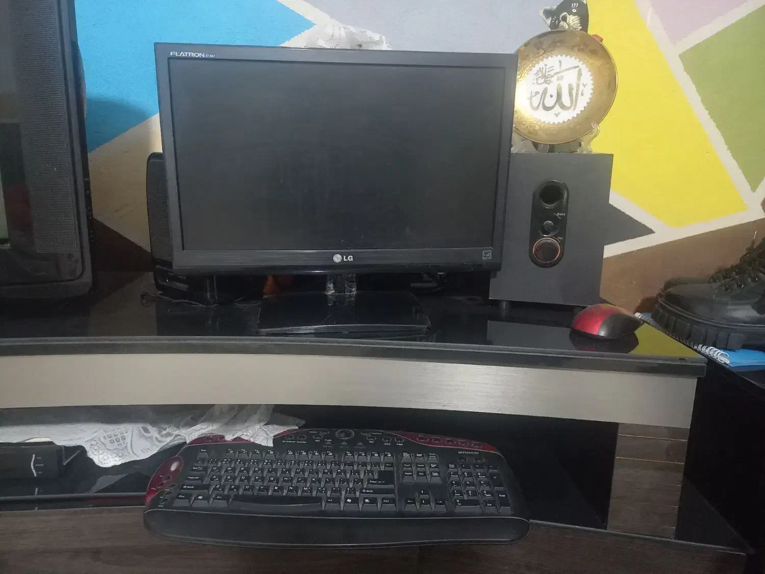 کامپیوتر|رایانه رومیزی|بروجرد, |دیوار