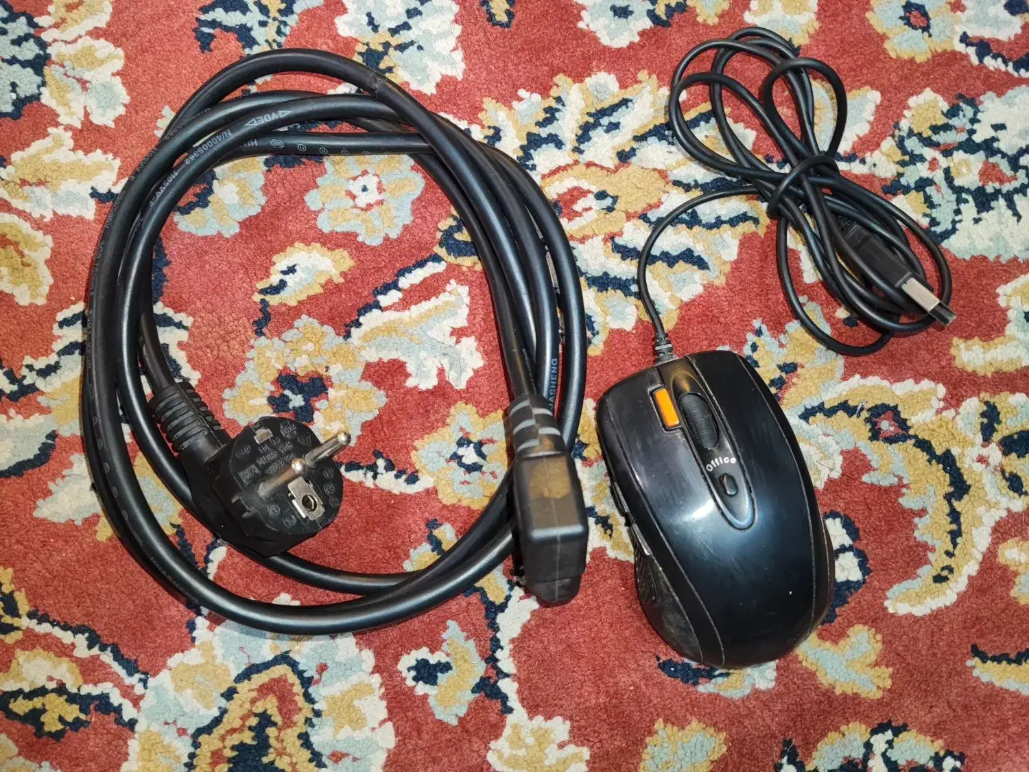 کامپیوتر کامل به همراه مانیتور ، کیبورد و ...|رایانه رومیزی|تهران, اوقاف|دیوار