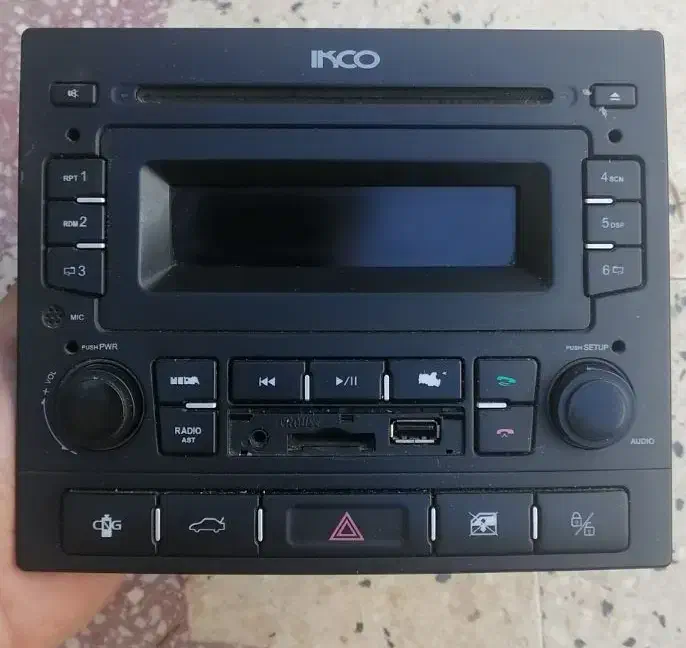 ضبط پژو و پنل جلو داشبور|قطعات یدکی و لوازم جانبی|کازرون, |دیوار