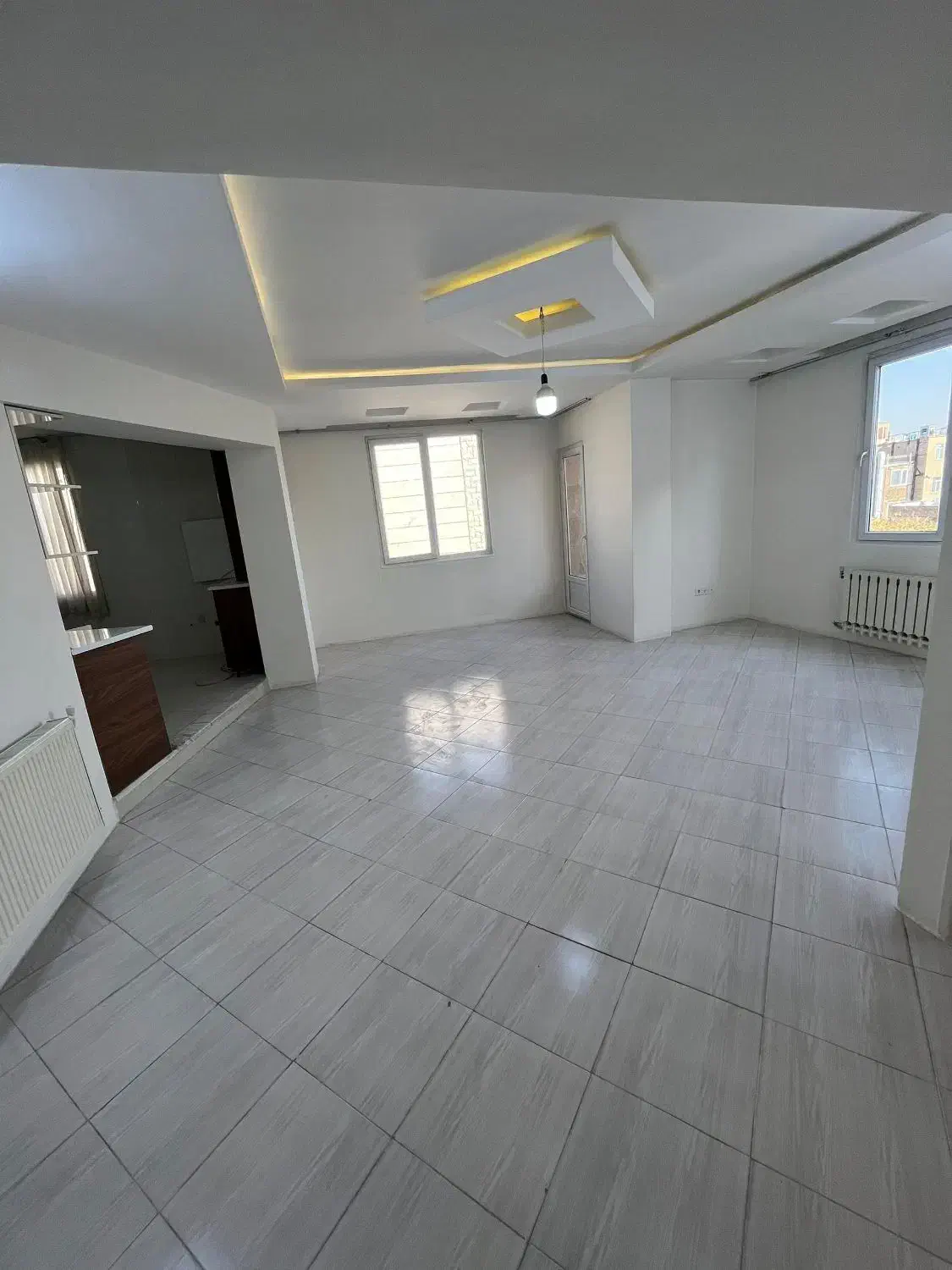 رهن کامل آپارتمان۲ خواب چهاراه نادری|اجارهٔ آپارتمان|قزوین, |دیوار