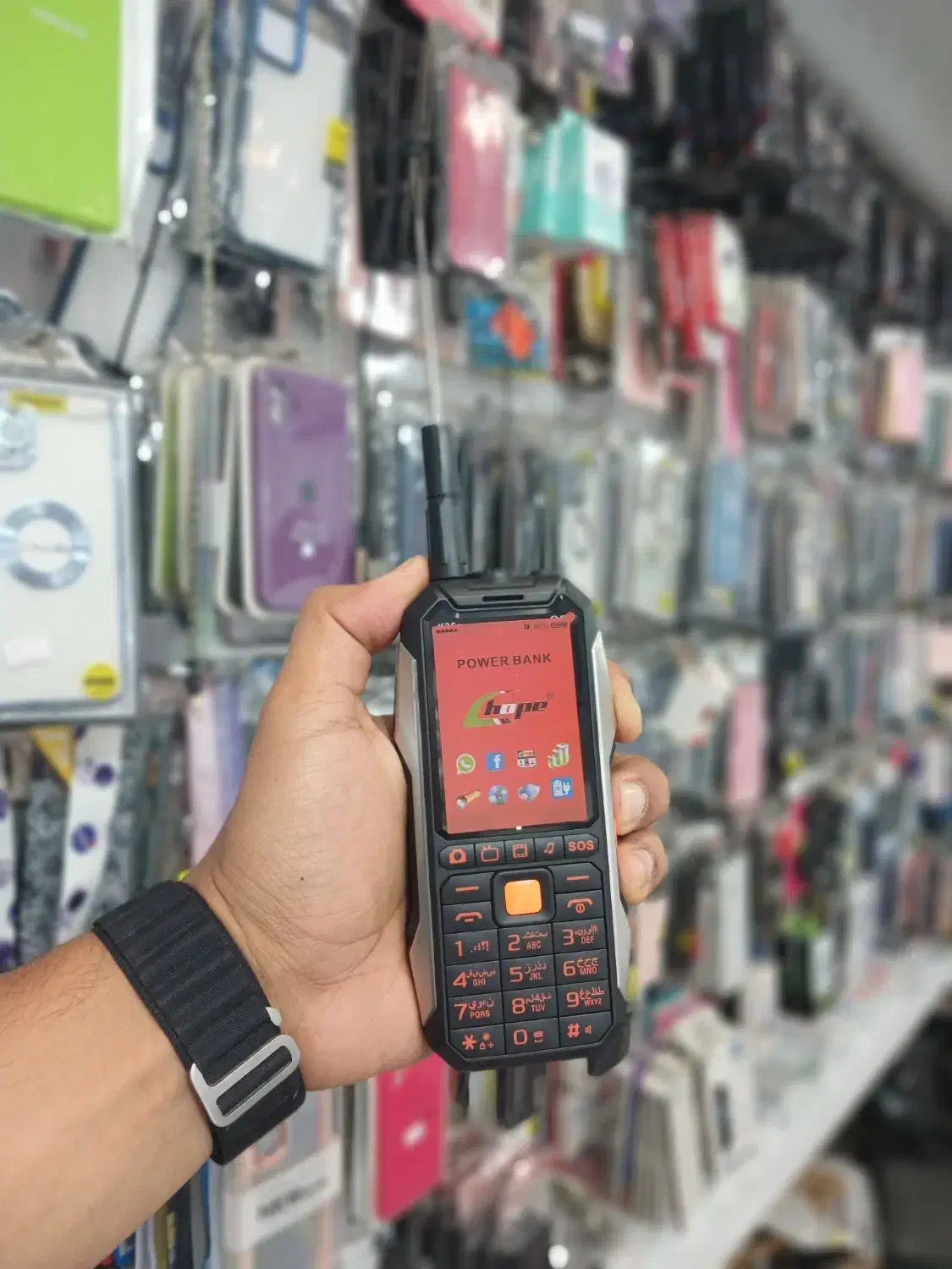 گوشی طرح لندرور چریکی|موبایل|ساری, |دیوار