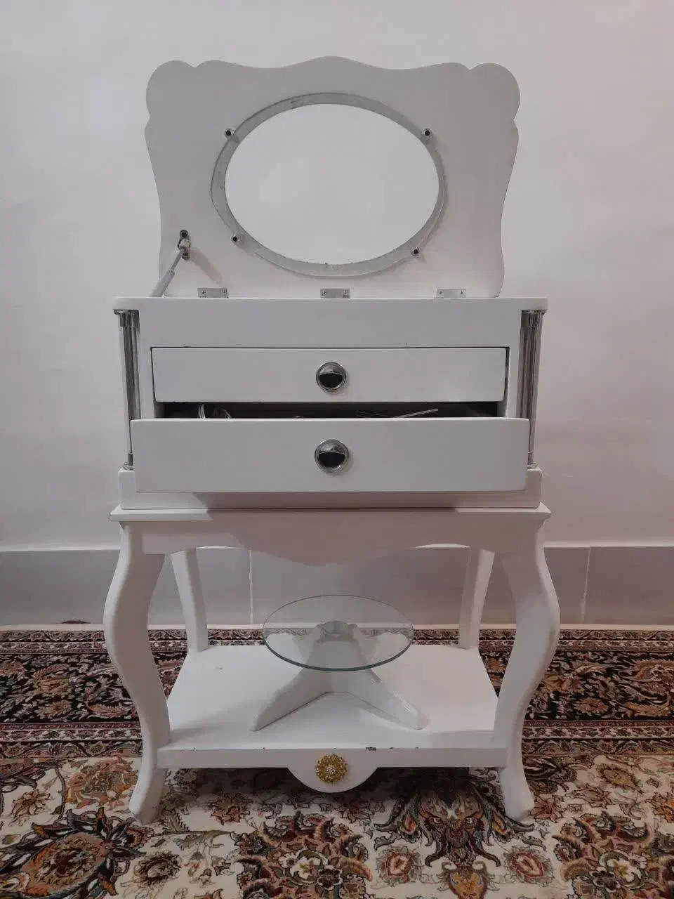 کنسول قاشق و چنگال|بوفه، ویترین، کنسول|تربت‌حیدریه, منصوریه|دیوار