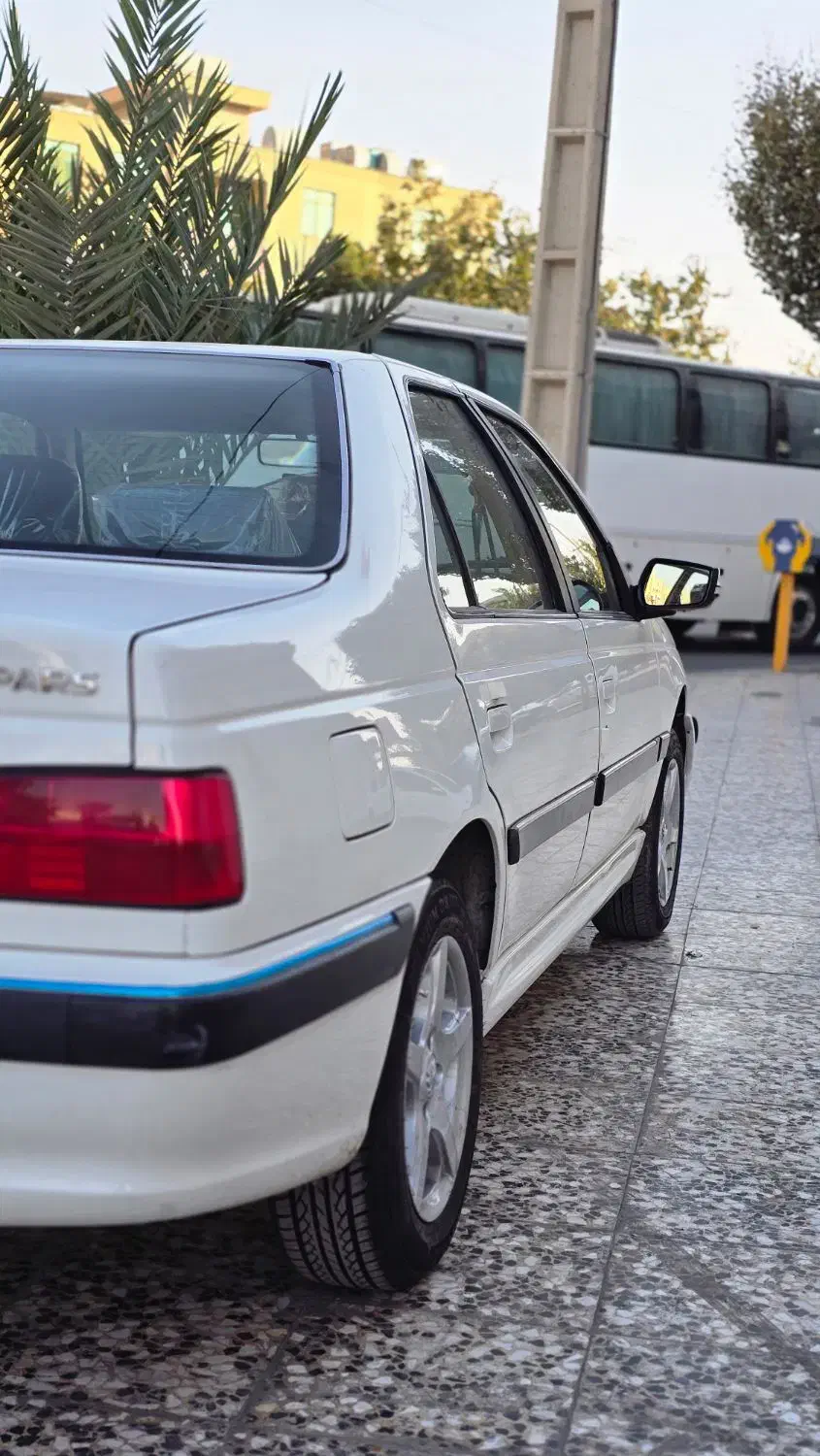 پژو پارس موتور جدید درحد خشک ۱۴۰۲|خودرو سواری و وانت|شیراز, محمدیه|دیوار