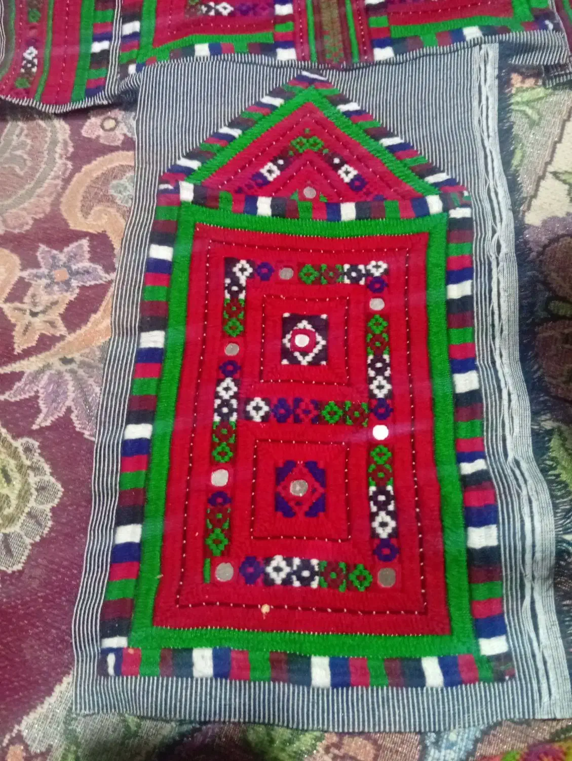 زی استین بچگانه|کفش و لباس بچه|سراوان, |دیوار