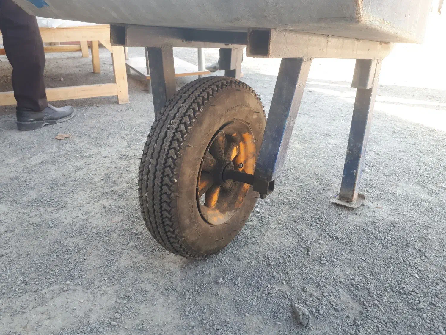 فرقون بلوکه زنی|ابزارآلات|مشهد, بهار|دیوار