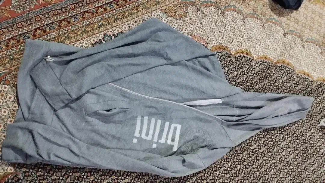 در حد نو میباشد|لباس|اردبیل, |دیوار