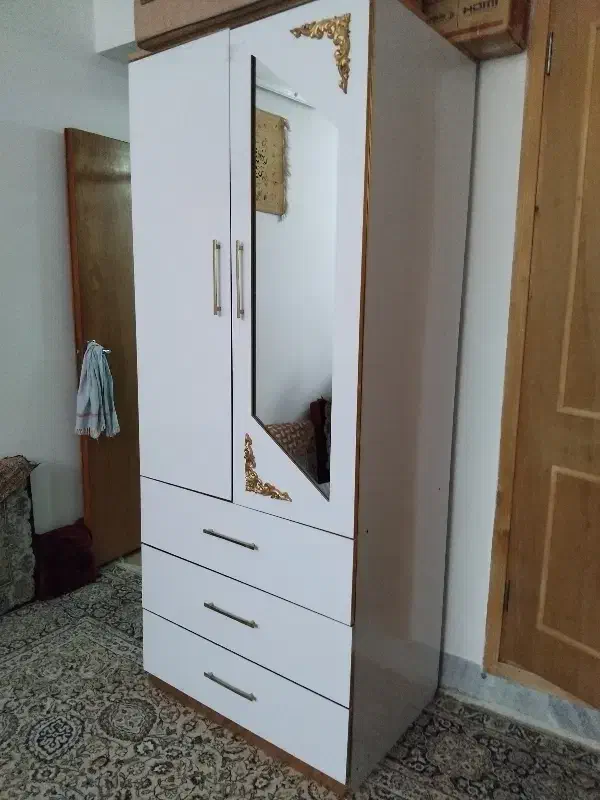 کمد|جاکفشی، کمد، دراور|بیرجند, |دیوار