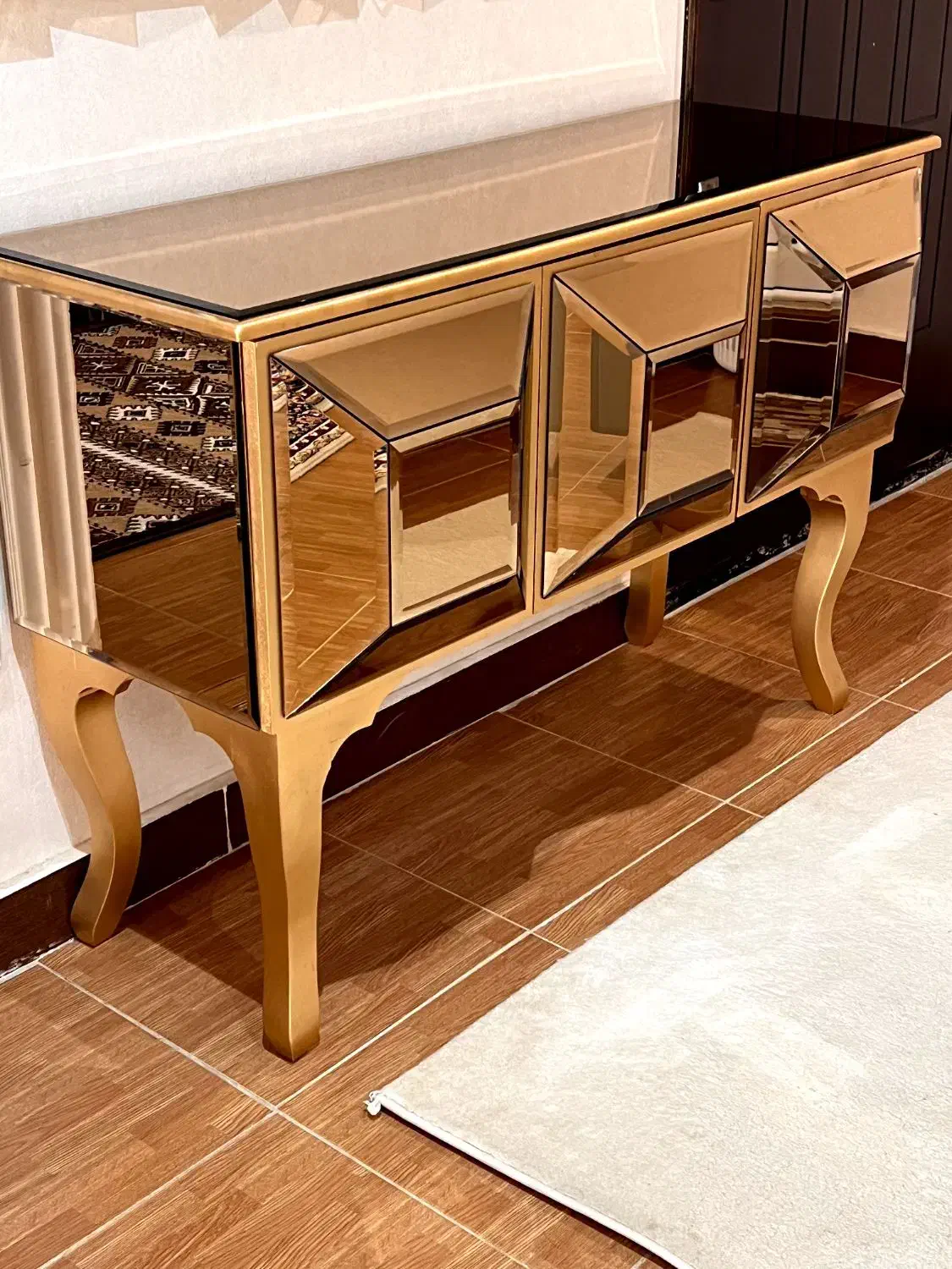 آینه و کنسول مولوکولی|بوفه، ویترین، کنسول|مهاباد (آذربایجان غربی), |دیوار