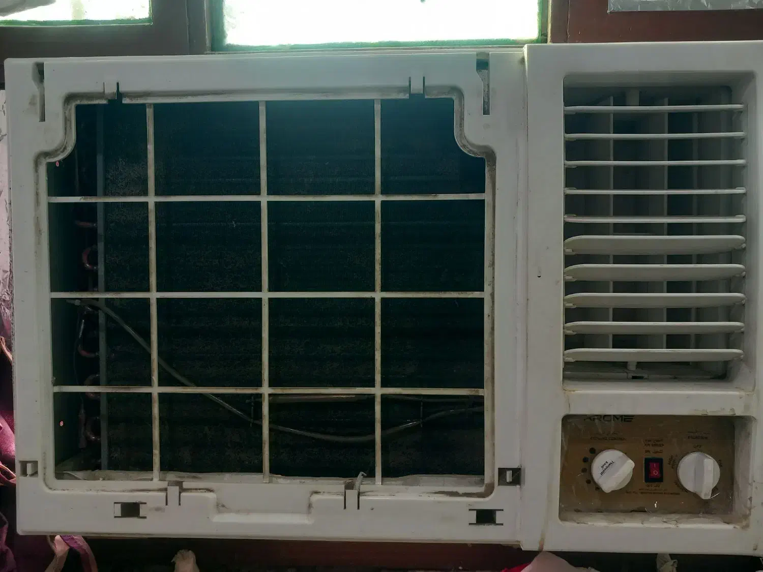 کولر گازی|کولر گازی و فن‌کوئل|رودان, |دیوار