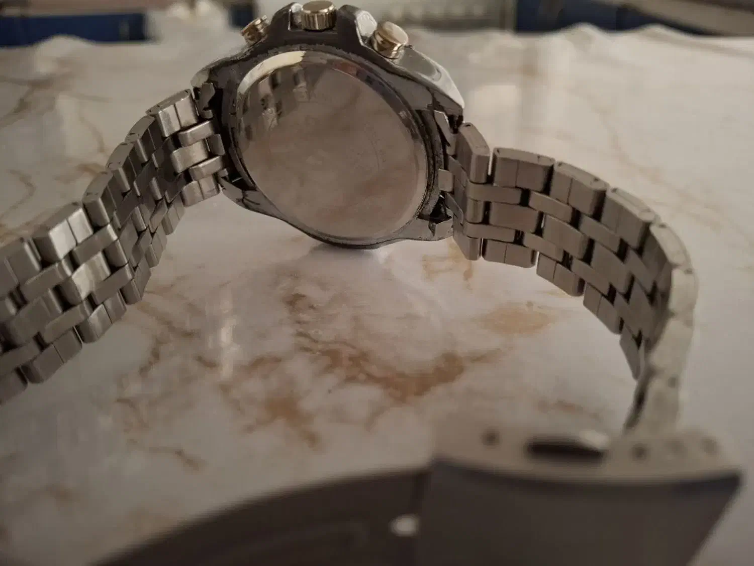 ساعت|ساعت|اصفهان, پوریای ولی|دیوار