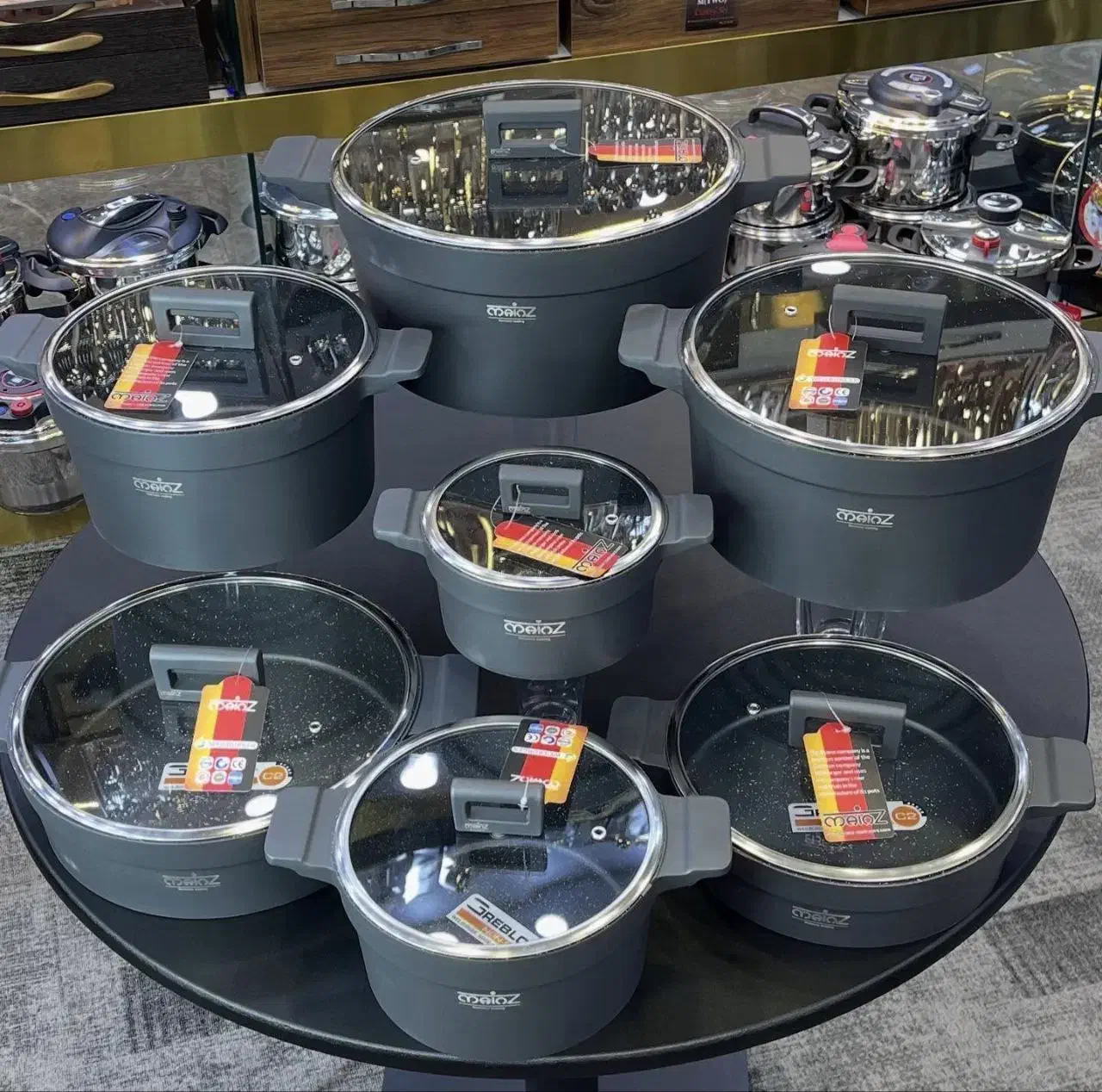 سرویس قابلمه چدن ماینز آلمان اصلی، کف اینداکشن|ظروف پخت‌وپز|قم, علی آباد سعدگان|دیوار