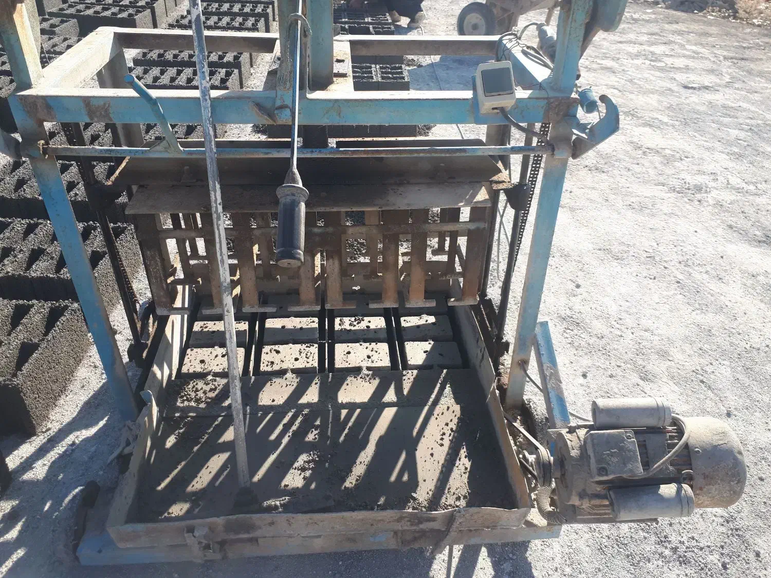 دو عدد دستگاه بلوک زنی۲۰*۴۰ سه کانال بسته وته باز|ابزارآلات|جوانرود, |دیوار