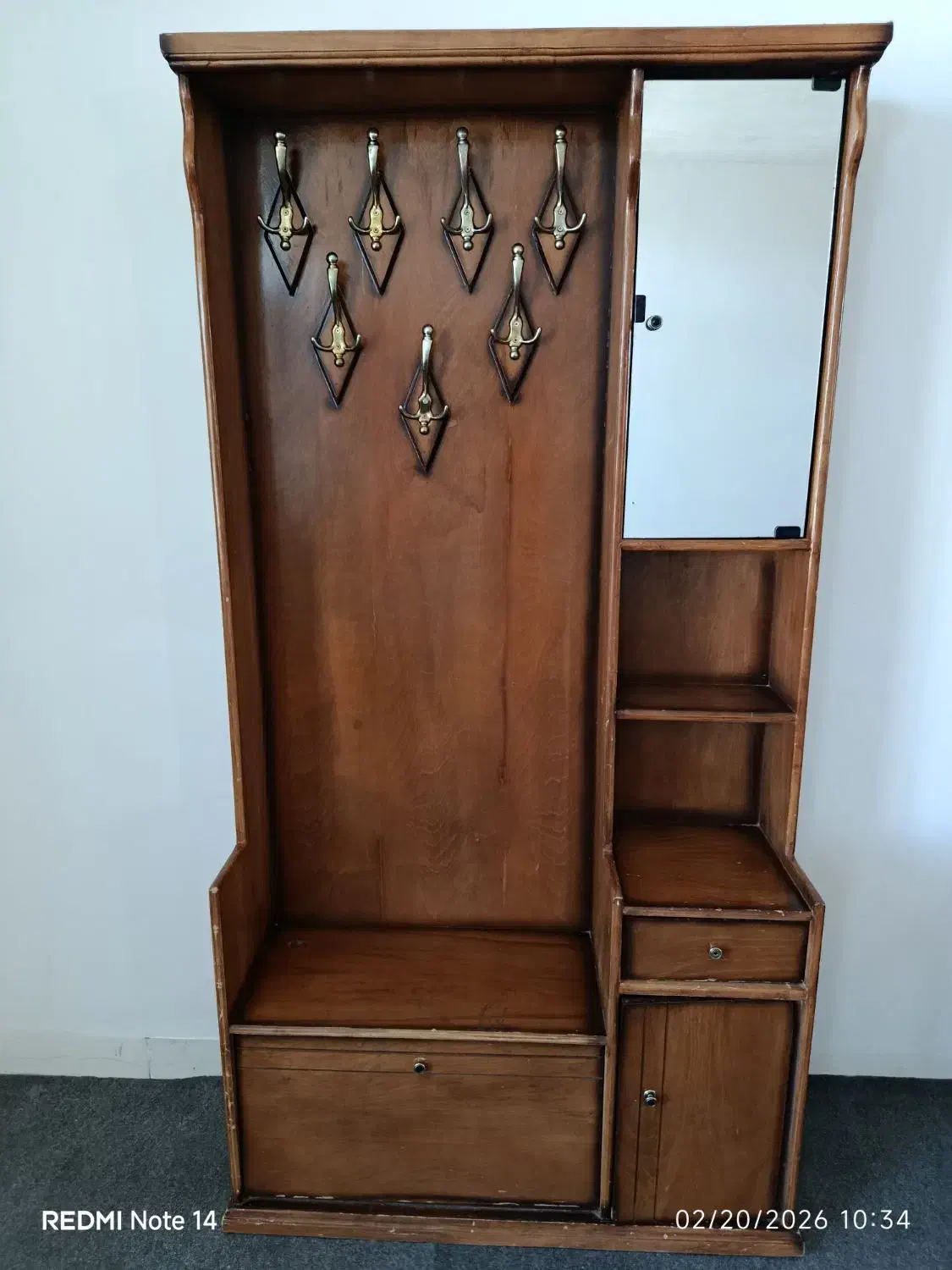 جالباسی|جاکفشی، کمد، دراور|کرمان, |دیوار