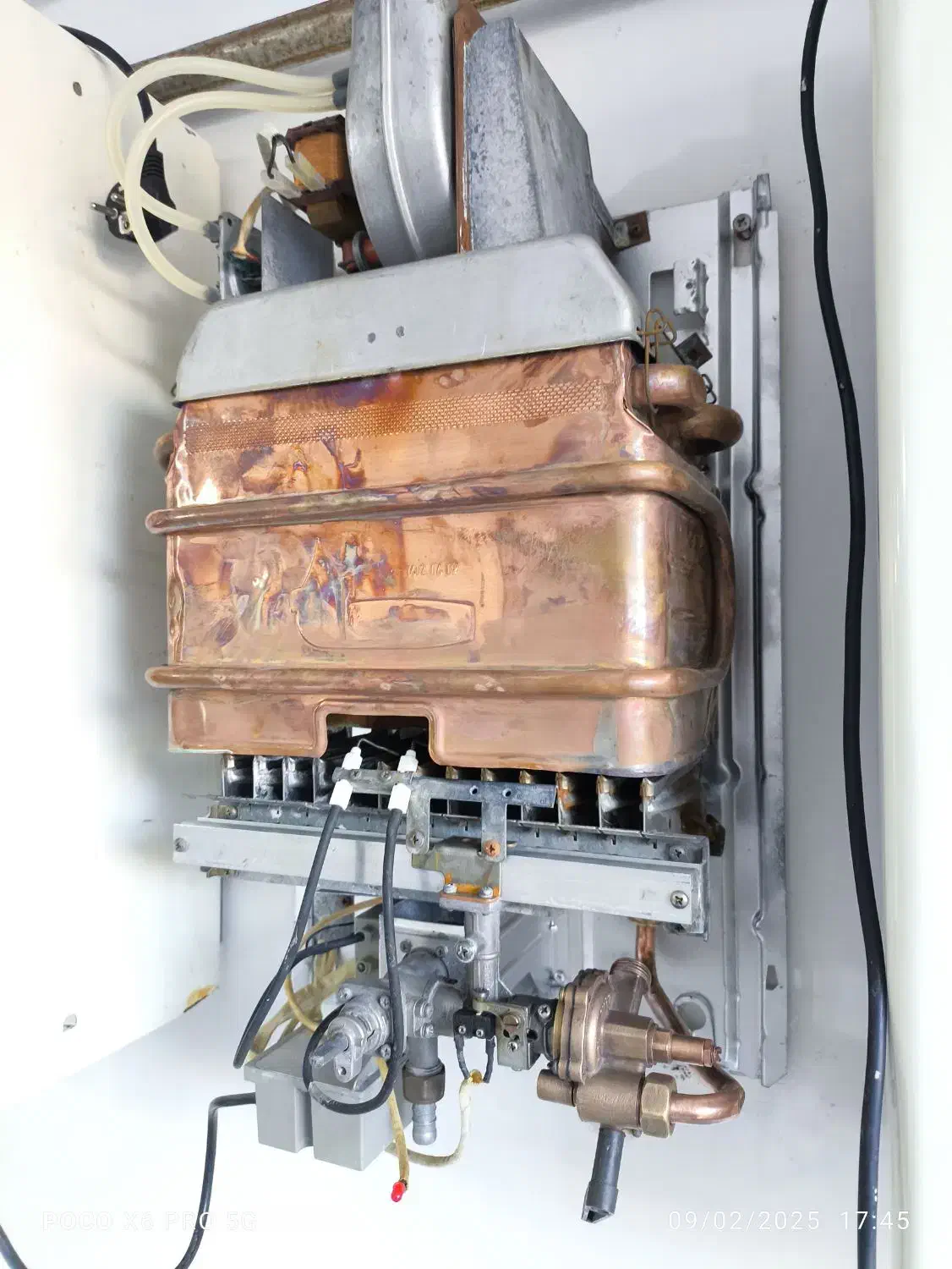 آبگرمکن دیواری بوتان|آبگرمکن، پکیج، شوفاژ|ارومیه, |دیوار