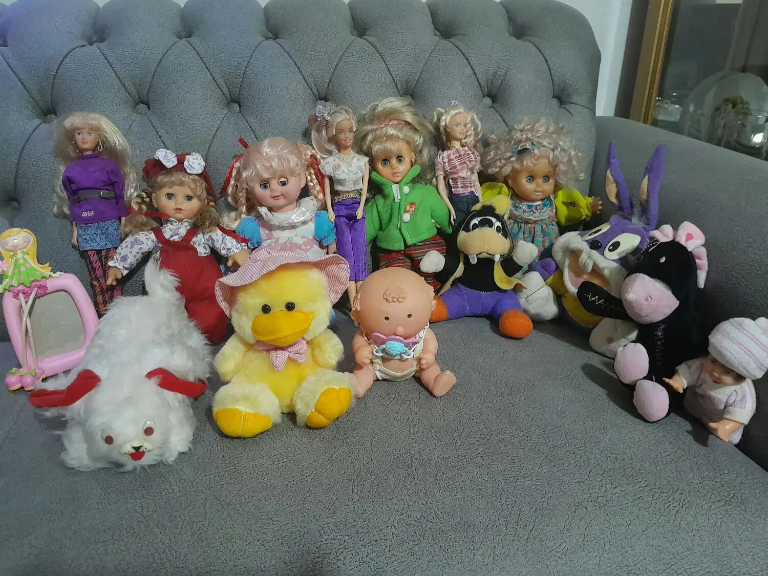 عروسک|اسباب‌‌بازی|رشت, سلیمانداراب|دیوار