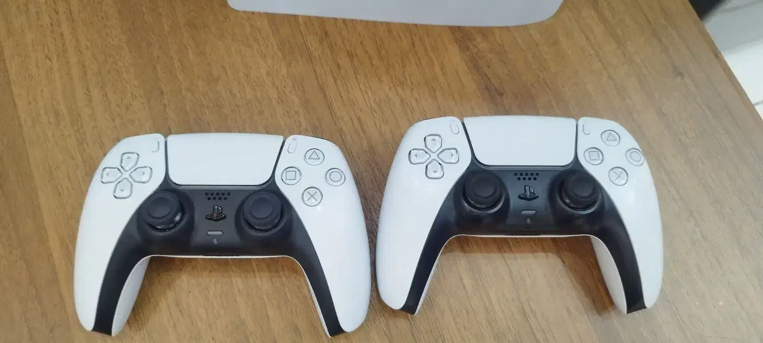 ps5 pro  دو دسته|کنسول، بازی ویدئویی و آنلاین|تهران, شهرک چیتگر|دیوار