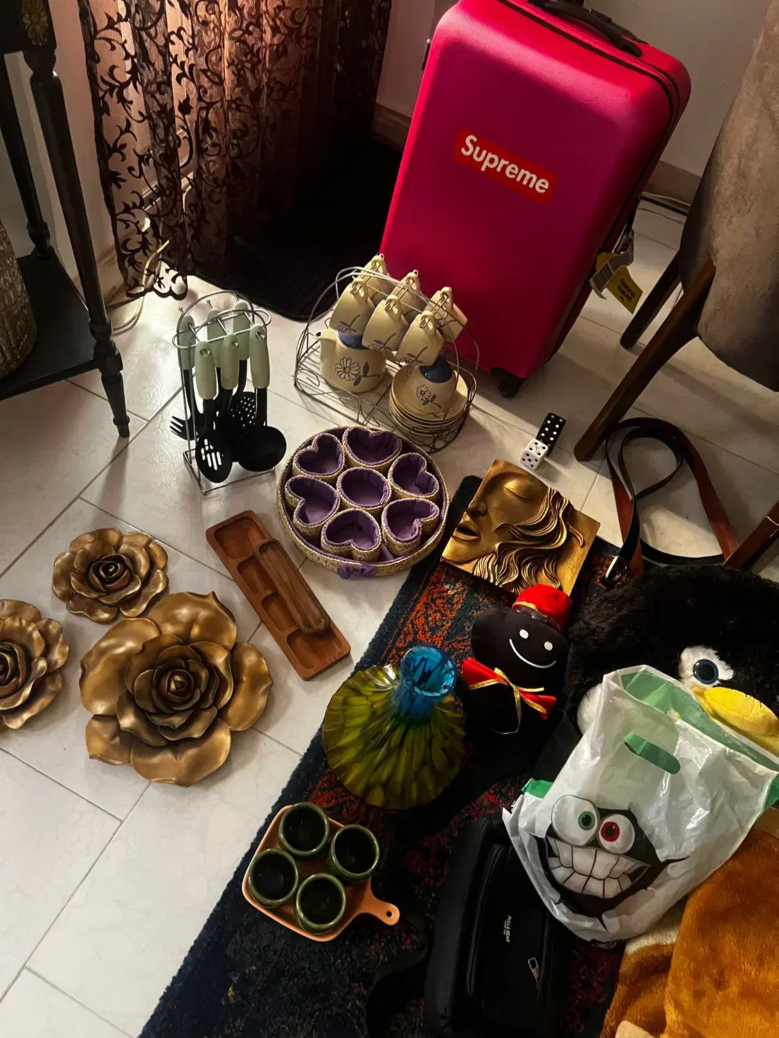 تعدادی وسایل ست کفگیر و قاب موبایل|حراج|بابلسر, |دیوار