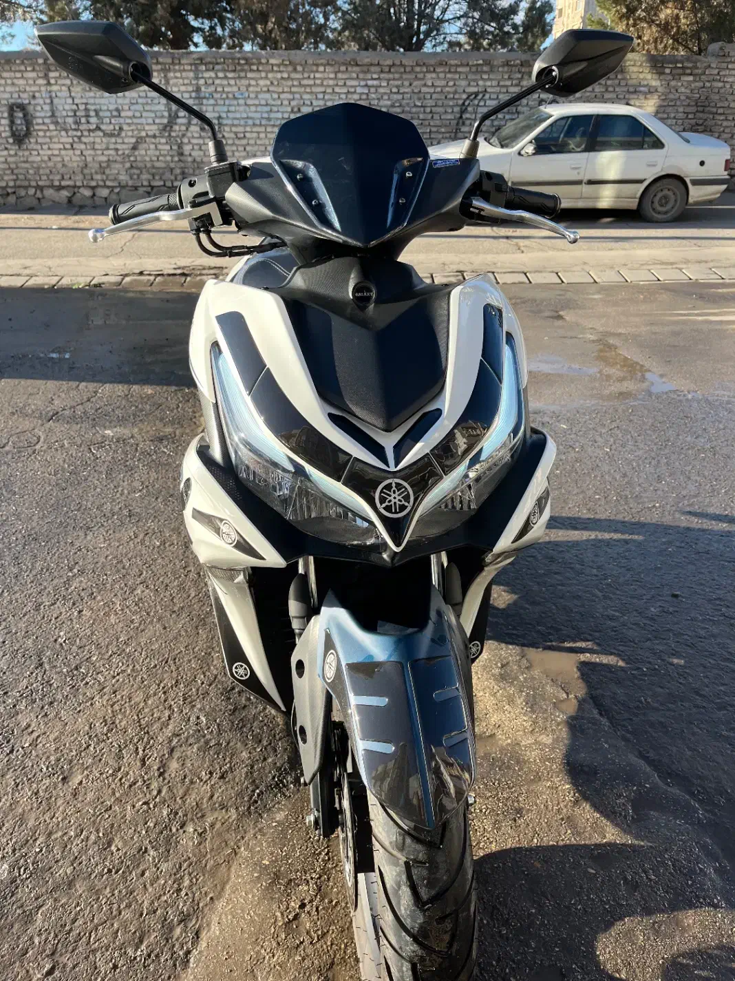 ایروکس گلگسی|موتورسیکلت|نیشابور, کوی یغما|دیوار