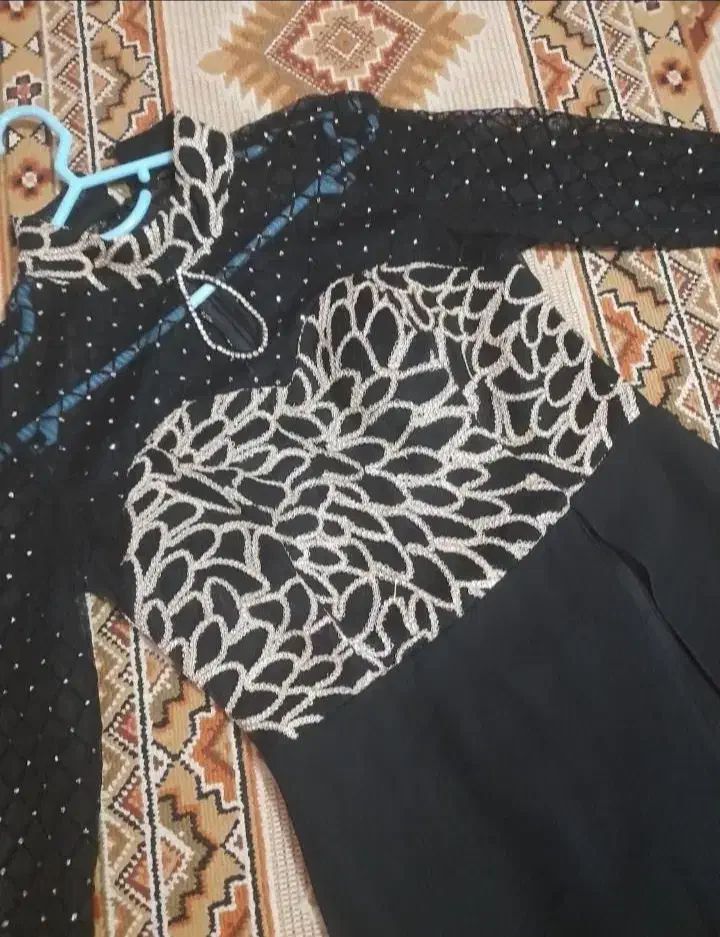 لباس مجلسی|لباس|مشهد, شاهد (شهرک غرب)|دیوار