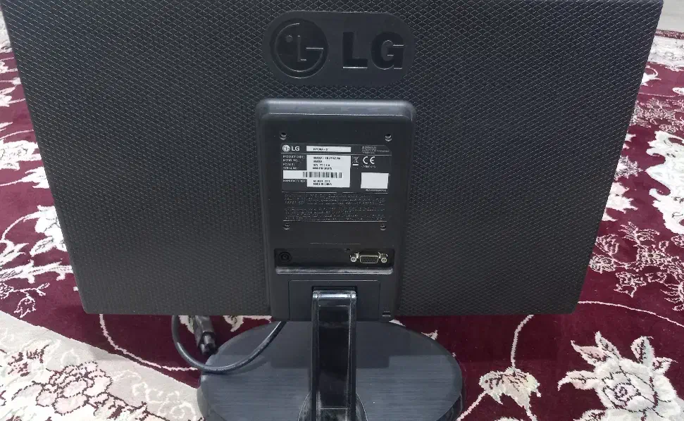 مانیتور LG|قطعات و لوازم جانبی رایانه|قدس, شهرقدس|دیوار