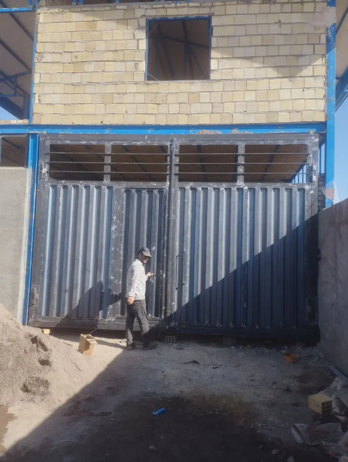 ب یک کارگر نیازمندیم|استخدام صنعتی، فنی، مهندسی|قزوین, |دیوار