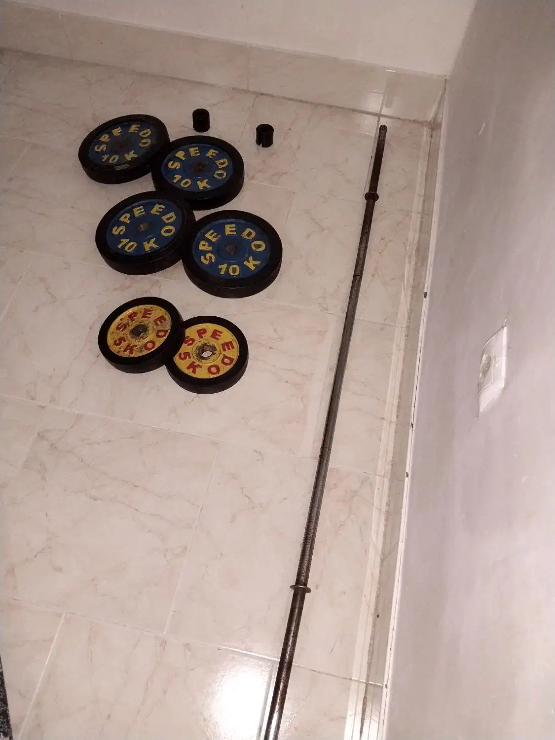 میله هالتر و وزنه ۶۰ کیلو گرم|تجهیزات ورزشی|بندر امام خمینی, |دیوار