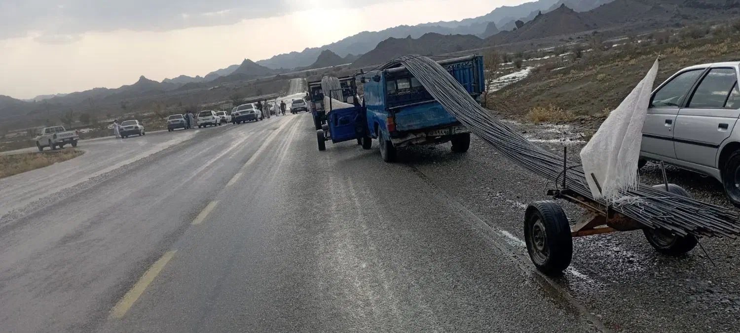 حمل بار میلگرد تیرچه میلگرد تیرآهن داخل شهر|خدمات حمل و نقل|ایرانشهر, |دیوار