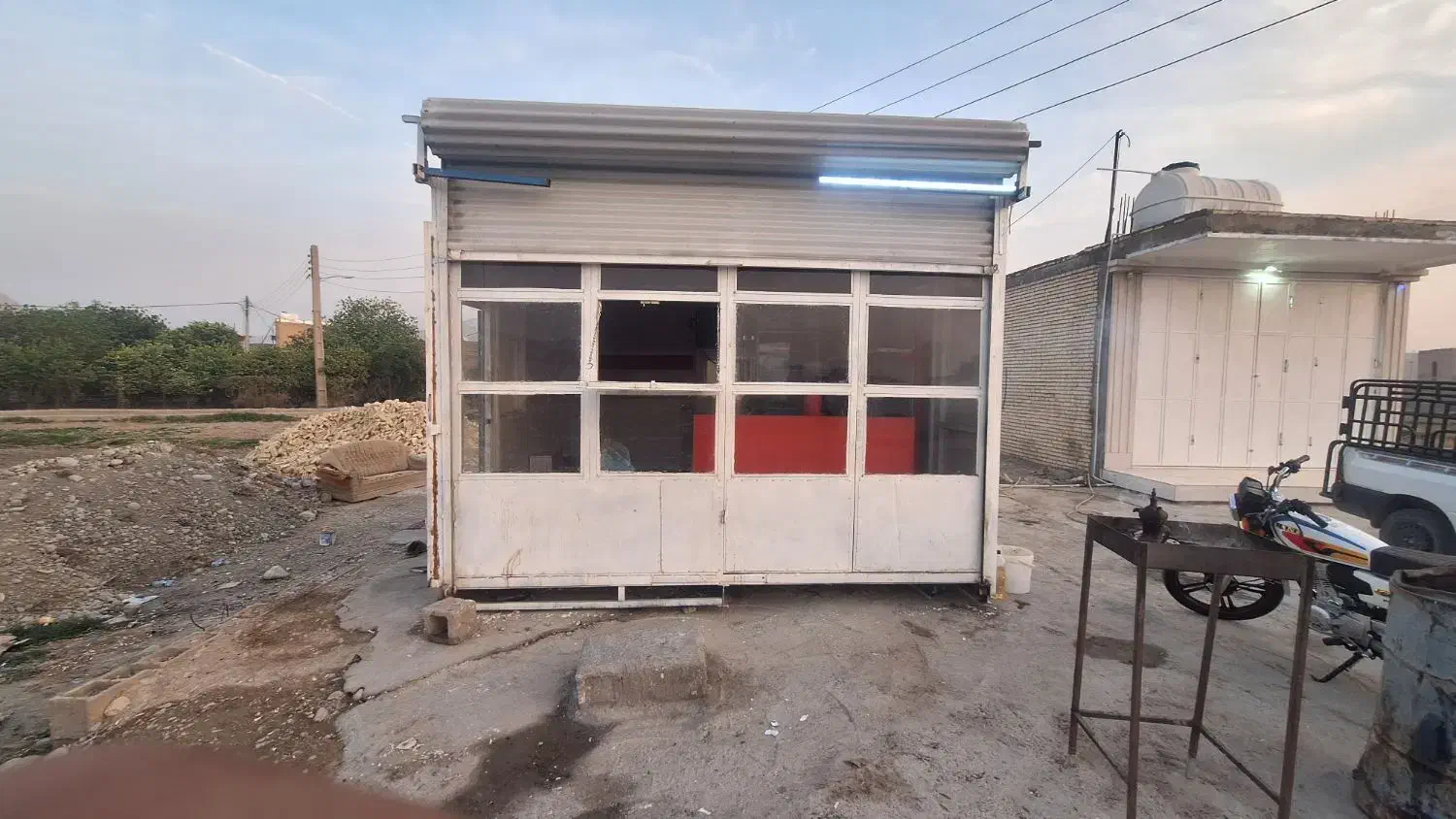 کانکس ۴در ۴|مصالح و تجهیزات ساختمان|باغ ملک, |دیوار