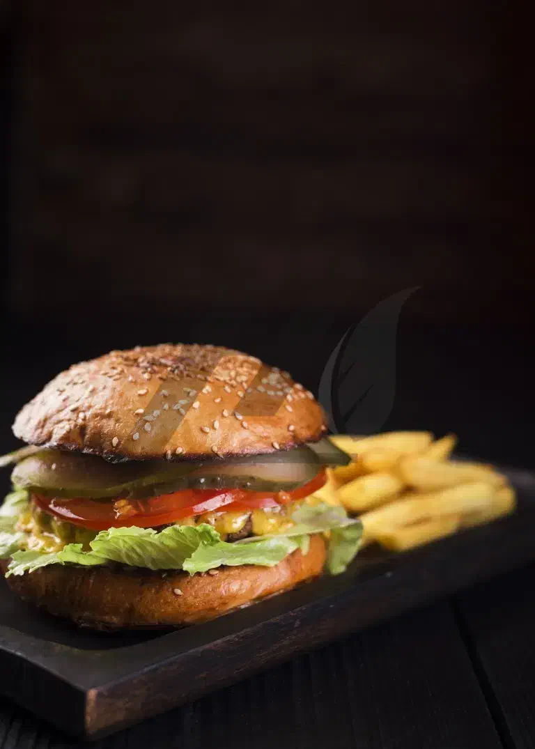 ساندویچ زن و فرکار آقا|استخدام خدمات فروشگاه و رستوران|هشتگرد, گلسار|دیوار