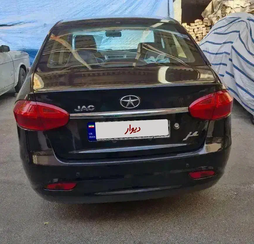 جک جی۴ ( j4) درحدصفربه شرط کارشناسی وکیلومتر واقعی|خودرو سواری و وانت|تهران, گلاب دره|دیوار