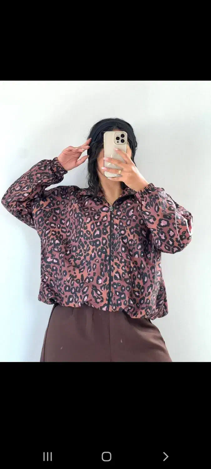 بامبر پلنگی بارونی .فوق العاده شیک و جذاب|لباس|محمدشهر, سیدآباد|دیوار