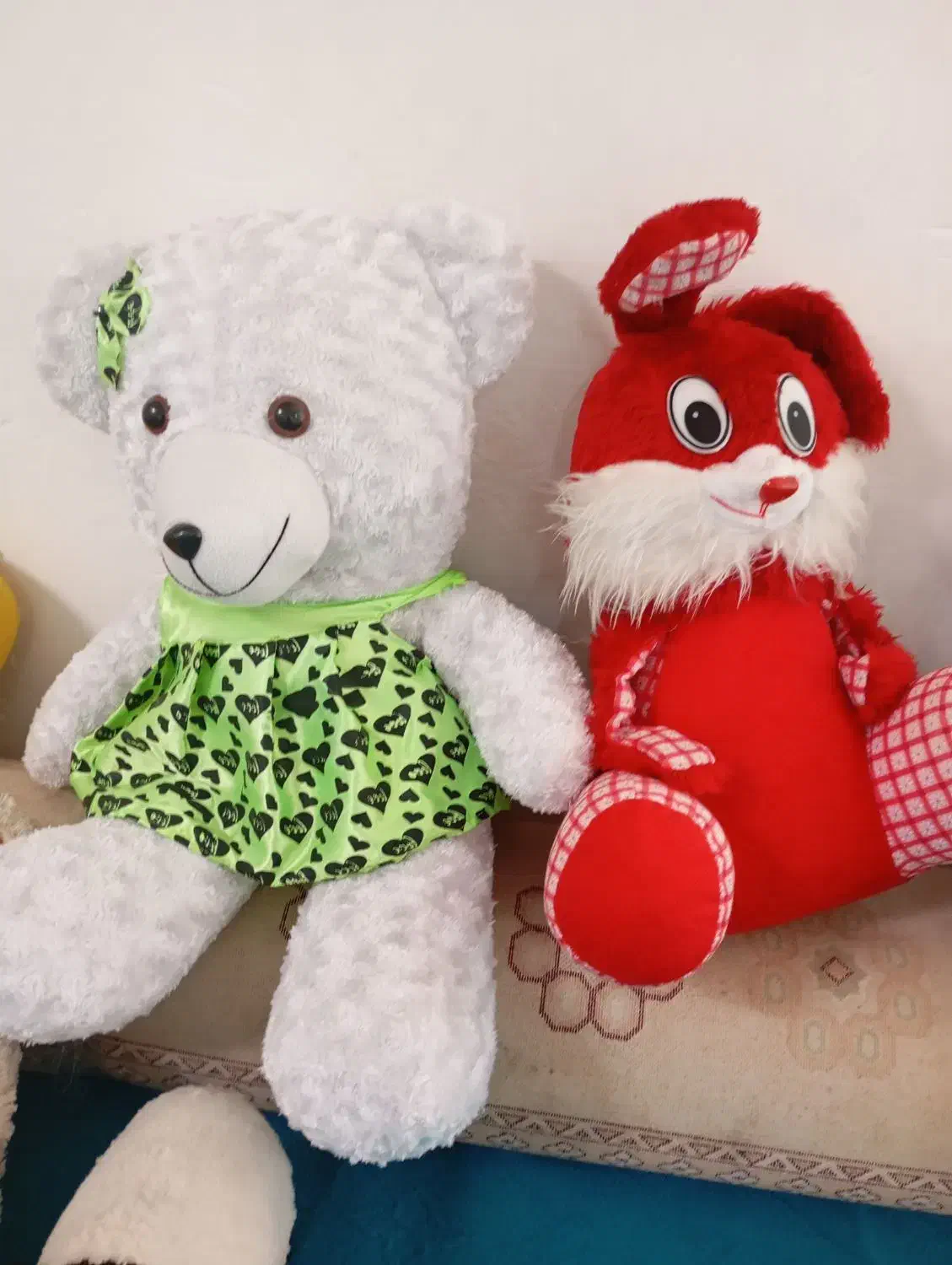 عروسک|اسباببازی|کوه چنار, |دیوار