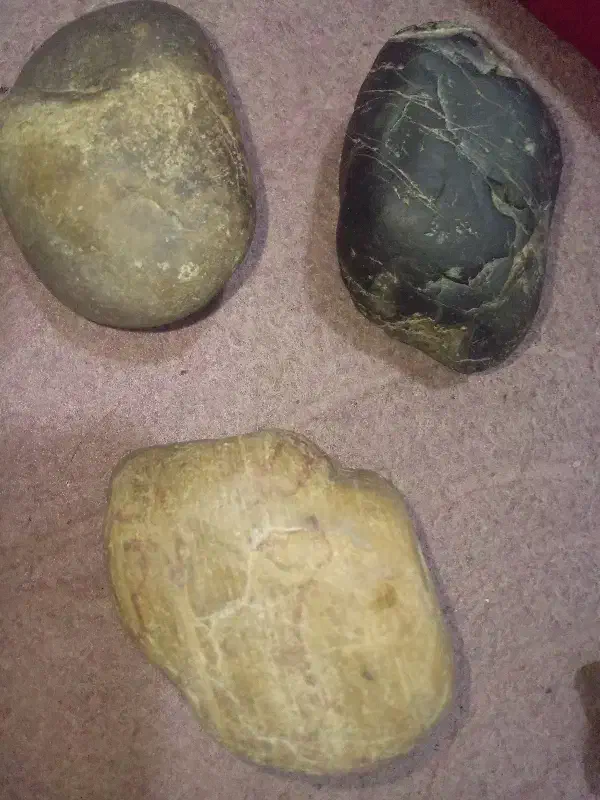 شهاب سنگ اصل سه عدد|کلکسیون اشیاء عتیقه|رشت, حمیدیان|دیوار