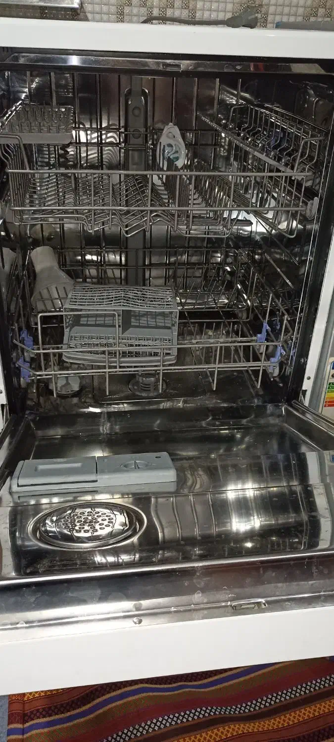 ظرف شویی|ماشین ظرفشویی|سراب, |دیوار